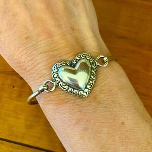 Sterling silver scroll dome heart hook-on bangle bracelet size 7”